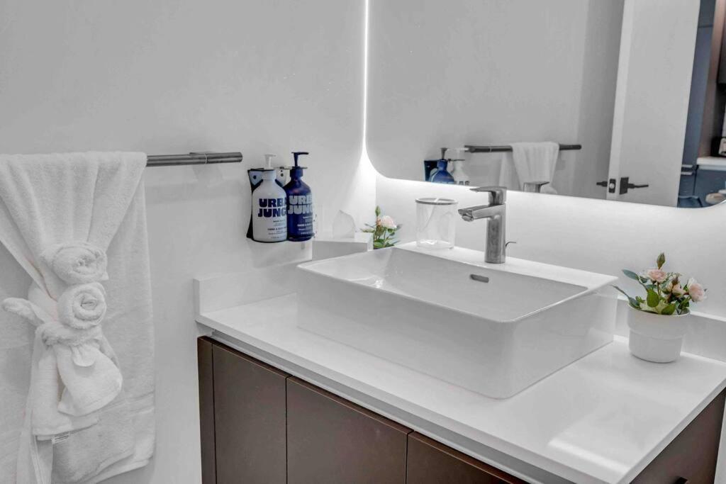 Breathtaking 1Br In The Heart Miami Exterior foto
