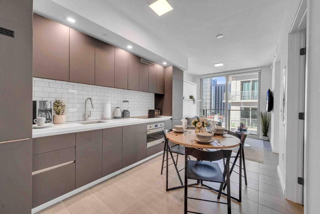 Breathtaking 1Br In The Heart Miami Exterior foto